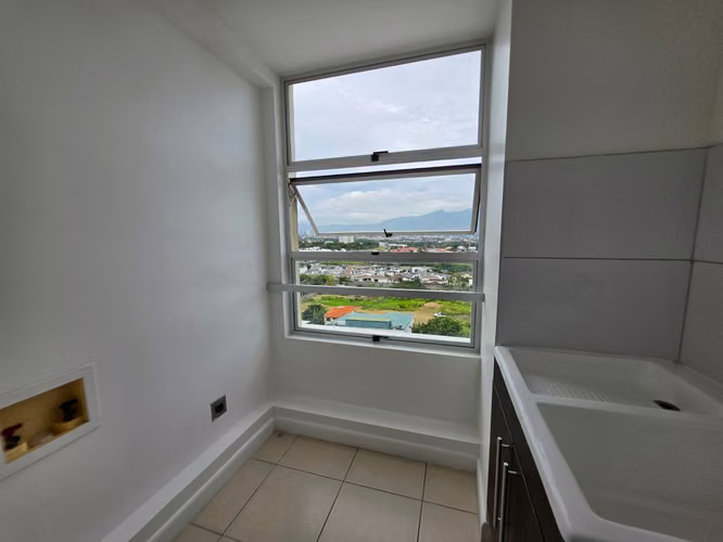 Alquiler Apartamento Vista Valle Central en Bellavista, Barreal, Heredia