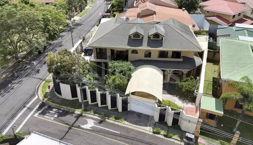id 40301 Venta de casa en Pinares - Imagen 10