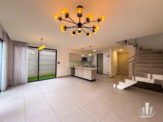 Casa en alquiler en Condominio Lindora Village, Santa Ana - Imagen 3