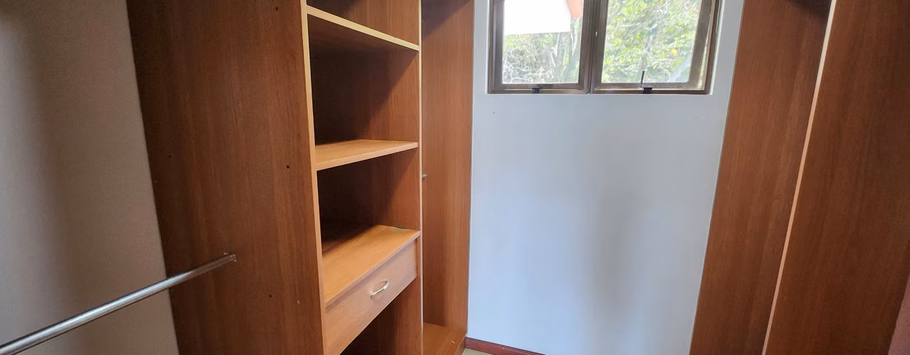Venta Casa Brasil de Mora: Vista Panorámica, Privacidad y Amplio Jardín - Imagen 11