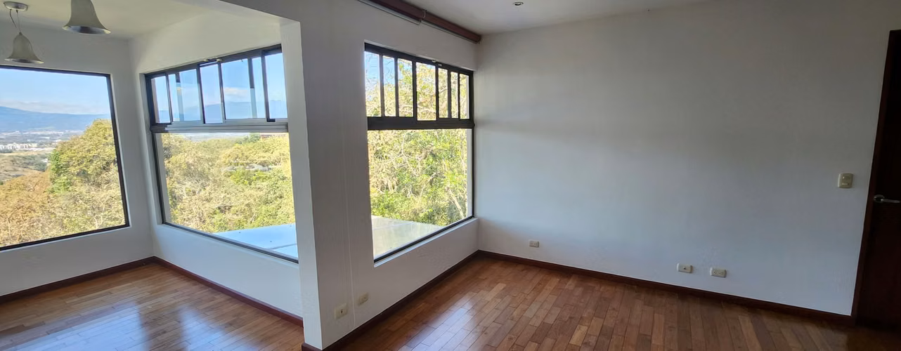 Venta Casa Brasil de Mora: Vista Panorámica, Privacidad y Amplio Jardín - Imagen 13
