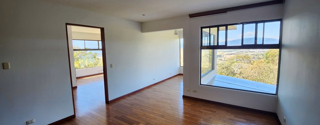 Venta Casa Brasil de Mora: Vista Panorámica, Privacidad y Amplio Jardín - Imagen 8