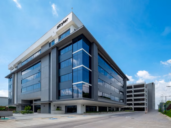Oficinas en alquiler en Tributo Corporate Center, Santa Ana