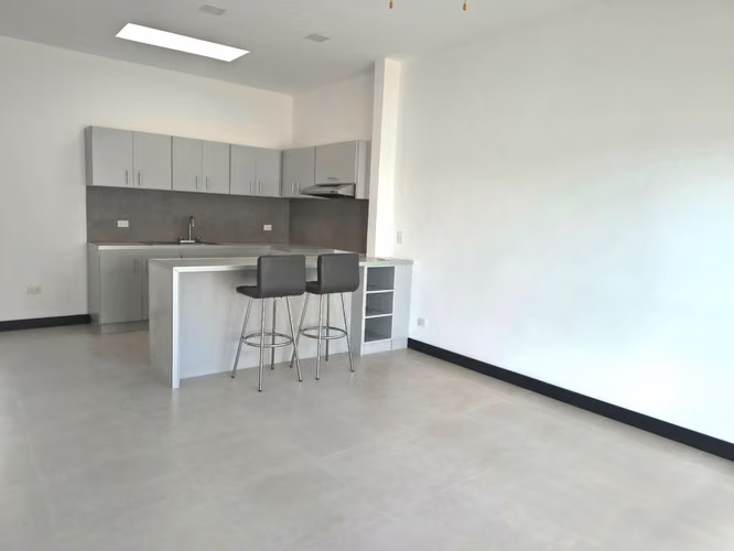 ALQUILER APARTAMENTO $ 1.200 POZOS (INCLUYE LOS SERVICIOS) - Imagen 3
