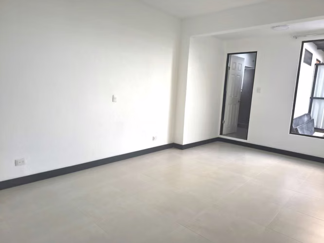 ALQUILER APARTAMENTO $ 1.300 POZOS NORTE (INCLUYE SERVICIOS) - Imagen 10