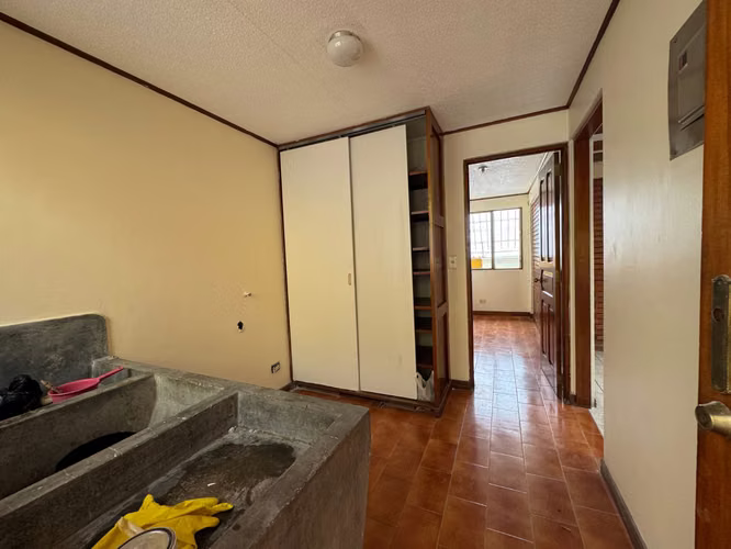 Venta propiedad para vivienda u oficinas, Sabanilla, Montes de Oca. AMO146 - Imagen 17