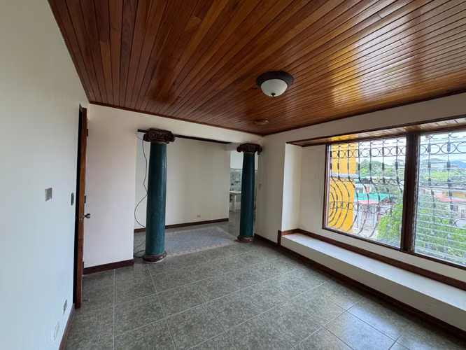 Venta propiedad para vivienda u oficinas, Sabanilla, Montes de Oca. AMO146 - Imagen 9
