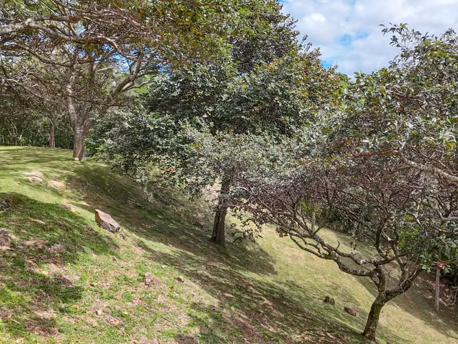 Lote en venta en Villa Real Santa Ana con espectacular vista - Imagen 16