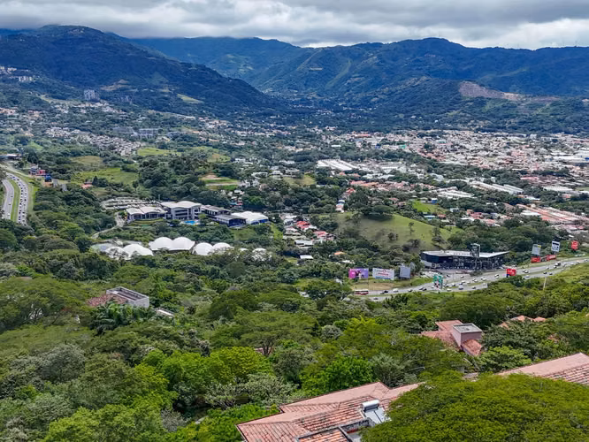 Lote en venta en Villa Real Santa Ana con espectacular vista - Imagen 14