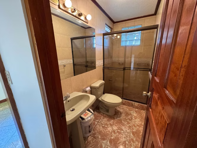 Alquiler propiedad para vivienda u oficinas, Sabanilla, Montes de Oca. AMO146 - Imagen 16