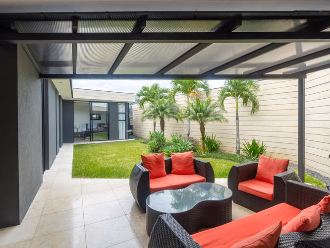 Casa en Dendera Lindora de una planta con jardín y amenidades | $540.000 - Imagen 13