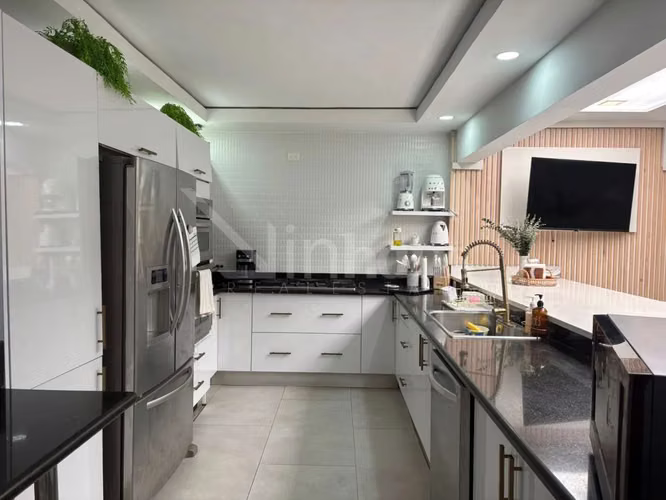 Venta de casa en Lomas de Ayarco. - Imagen 11