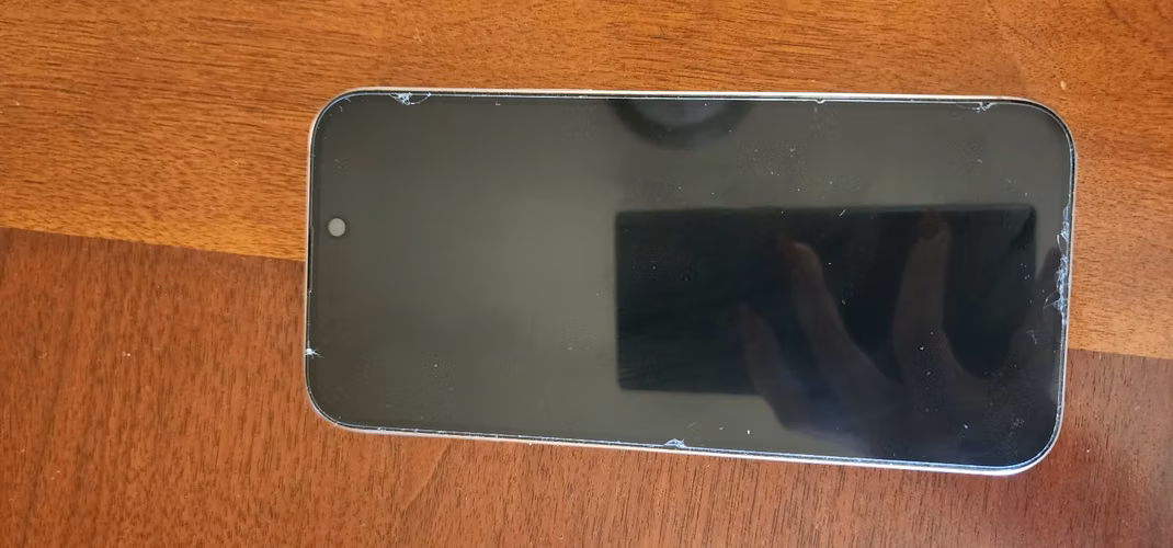 iPhone 16 Pro Max - Imagen 4