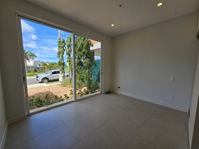 Casa Moderna Villa del Sol | 1.5 Niveles + Mezanine + Jardín - Imagen 12