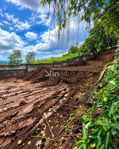LOTE RESIDENCIAL DE 444 M2 | CERCA DE SAINT CLARE - Imagen 8