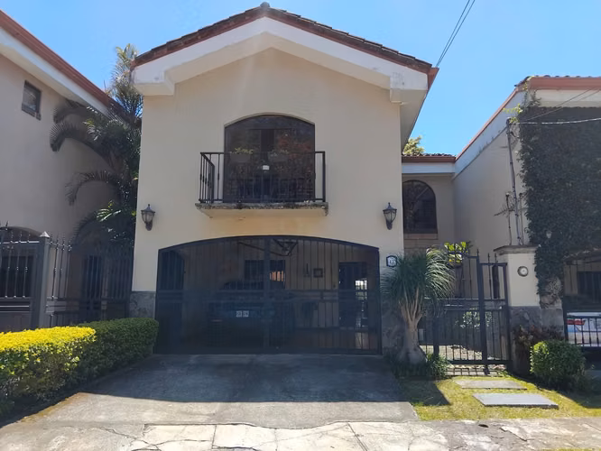 Cartago La Unión Tres Rios  Casa en Residencial Privado