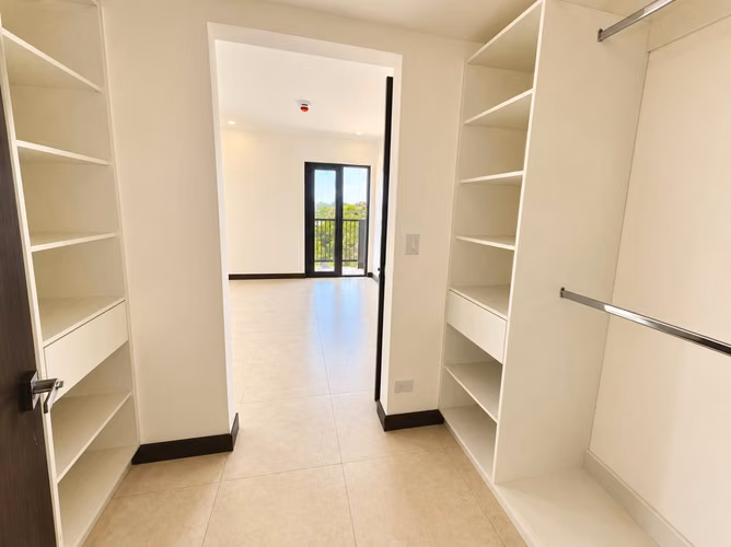 Alquiler de apartamento en Heredia Ulloa Condominio Khaya - piscina y áreas sociales premium