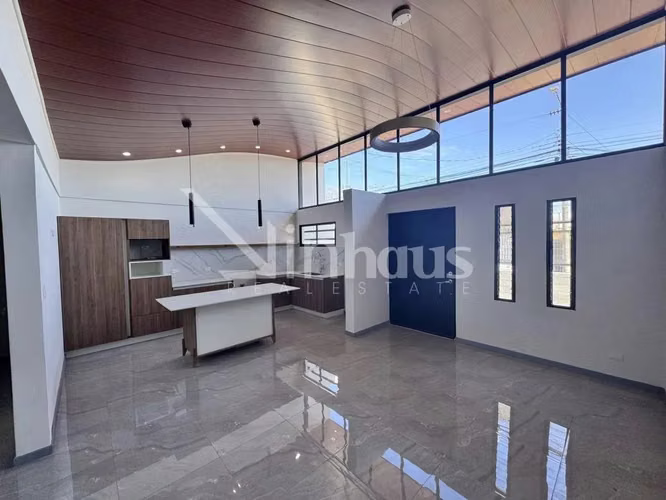  Se vende casa remodelada 100% con apartamento en Desamparados centro P.P - Imagen 9