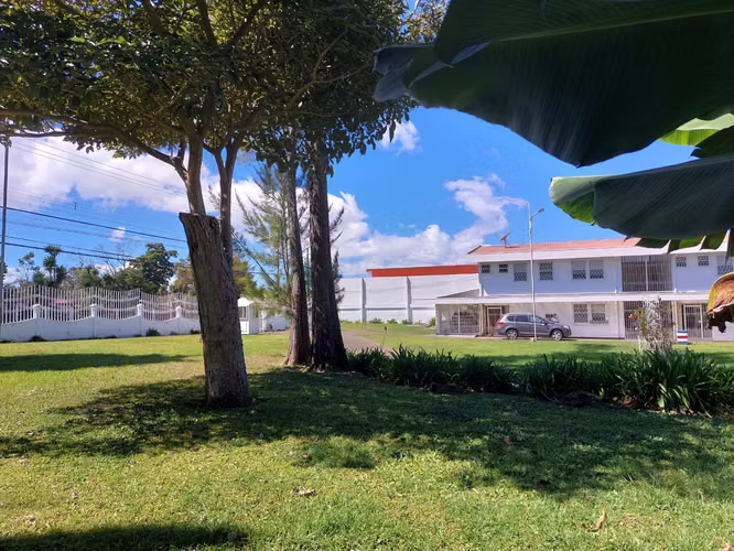 Venta.  4874 m2 sobre Vía Principal. Coronado, San José 
