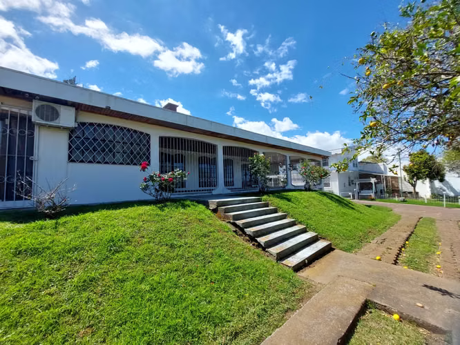 Venta.  4874 m2 sobre Vía Principal. Coronado, San José 