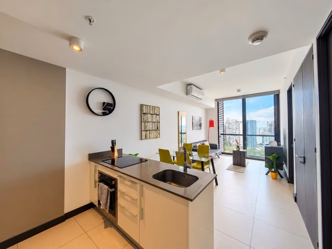 ALQUILER DE APARTAMENTO AMUEBLADO Y EQUIPADO, TORRE ROHRMOSER
