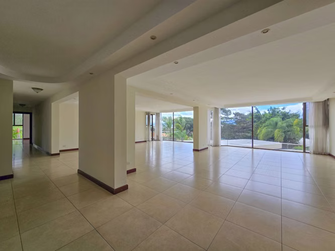 APARTAMENTO DE 3 HABIT. DE 330 M2 Y VISTA EN BELLO HORIZONTE ESCAZU - Imagen 8