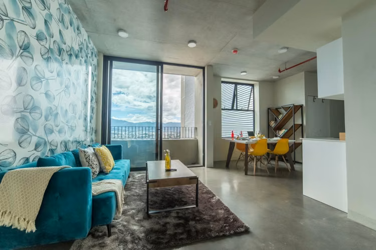 Apartamento Amoblado en Venta en URBN Escalante – Piso 26 - Imagen 2