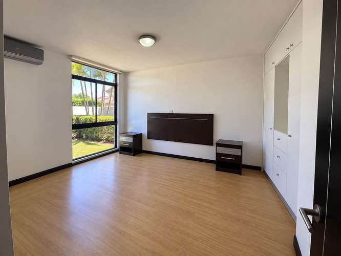 VENTA Y ALQUILER  DE APARTAMENTO EN SANTA ANA 
