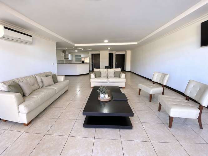 VENTA Y ALQUILER  DE APARTAMENTO EN SANTA ANA 