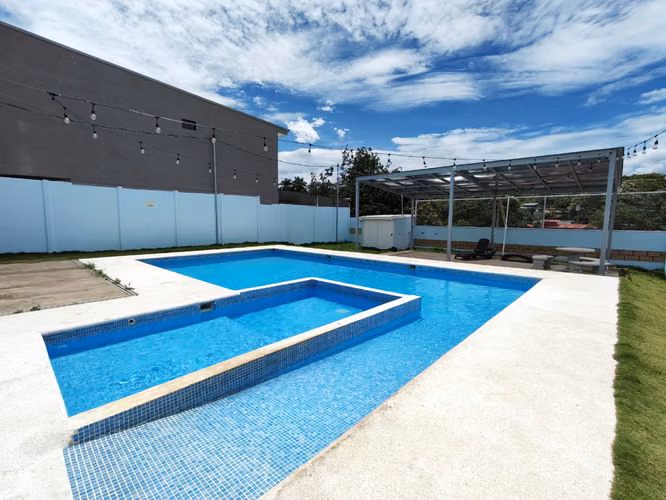 Se alquila hermosa casa en San Rafael de Alajuela. Cerca de Ojo de Agua y Belén. - Imagen 19