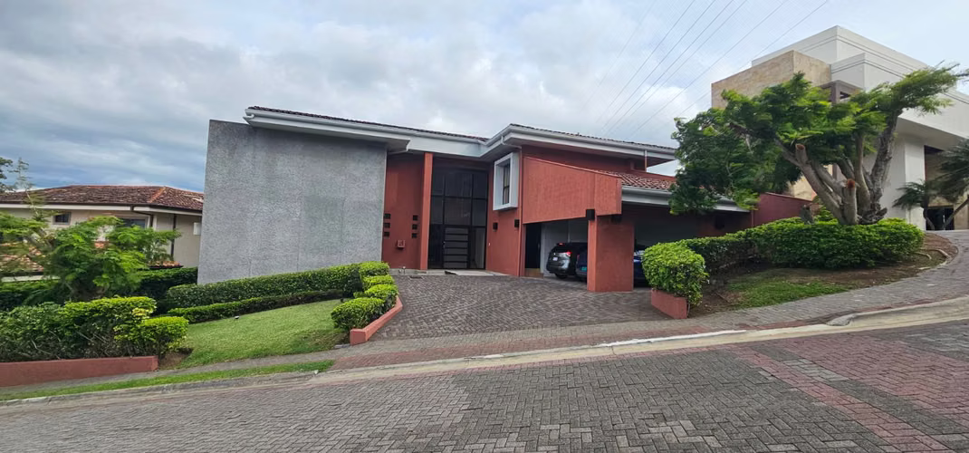 Casa en alquiler condominio San Rafael de Escazú  - Imagen 1