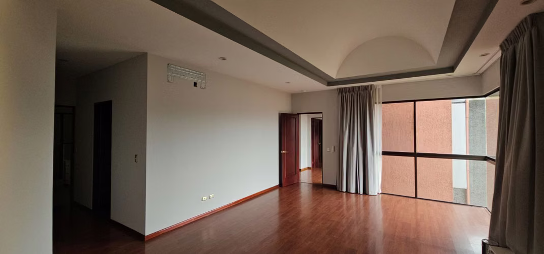 Casa en alquiler condominio San Rafael de Escazú  - Imagen 9