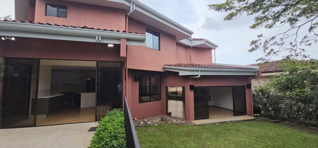 Casa en alquiler condominio San Rafael de Escazú  - Imagen 10
