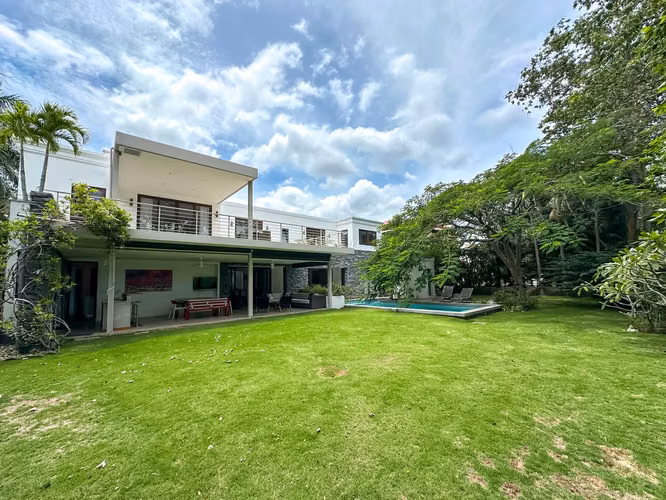 Casa en Valle del Sol con Vista al Golf y Piscina Privada - Imagen 14