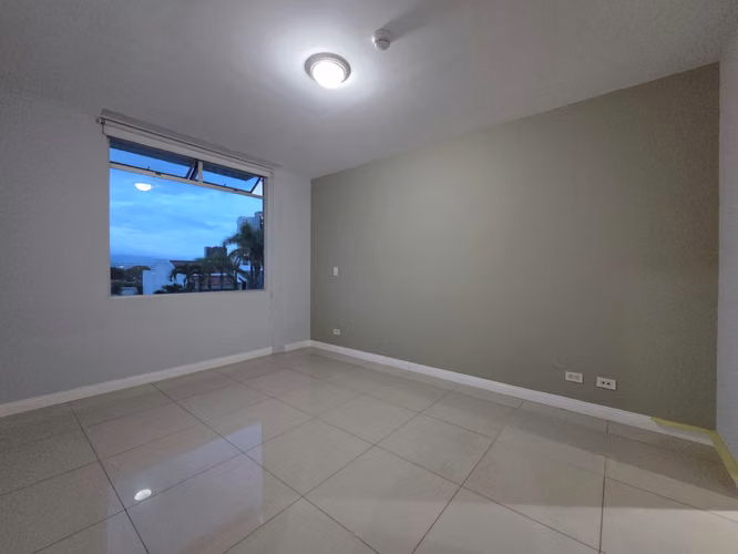 Comodo Apartamento con Excelente ubicación en Rohmoser - Imagen 2