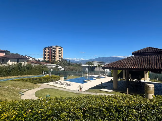 Lujo y Amplitud en Jaboncillos Escazú - 4HAB/6.5BA - 450 m2 - Imagen 20