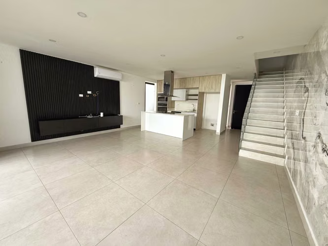Exclusiva casa en alquiler en condominio en Pozos de Santa Ana! P582 - Imagen 13