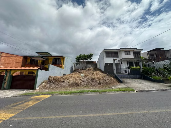 Venta de lote en Curridabat | 301 m2 | USO RESIDENCIAL | F 716 - Imagen 17