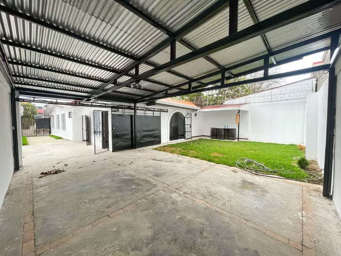 Casa de una planta y jardín con gran potencial en Rohrmoser!! P610 - Imagen 2