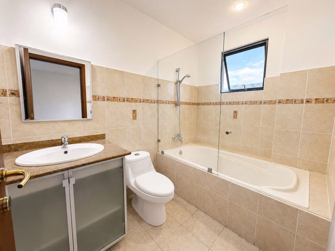 Apartamento cerca de Avenida Escazú | Alquiler o venta. P635 - Imagen 4