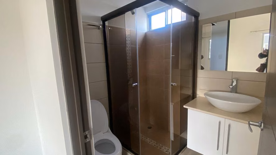 Apartamento en Alquiler San Sebastián | 3 Habitaciones | 3 Baños | 2 Parqueos | 500.000 - Imagen 11