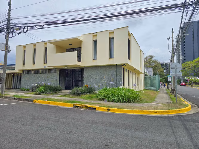 Casa Esquinera en Rohrmoser Nunciatura Ideal para Remodelar o Desarrollo de Apartamentos - Imagen 19