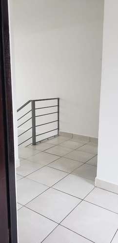 Apartamento de dos plantas en alquiler