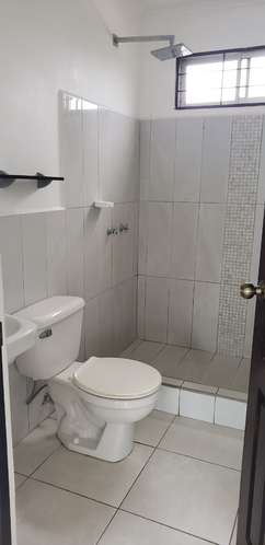 Apartamento de dos plantas en alquiler