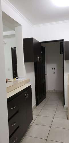 Apartamento de dos plantas en alquiler