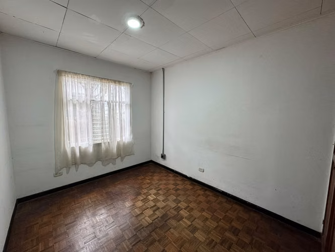 Se alquila Propiedad Comercial en Rohrmoser, San José. - Imagen 12