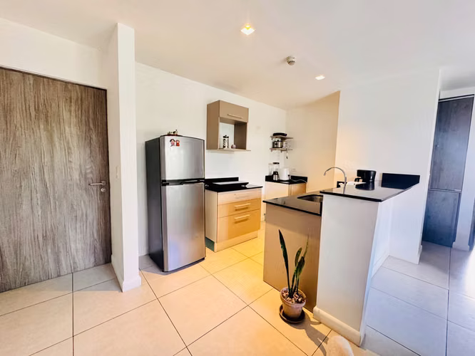 Alquiler semi amoblado en Condominio Pinares- Servicios incluidos 43388 - Imagen 3