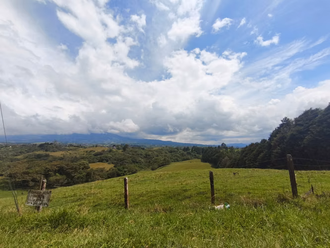 Apartamento de montaña. 1 parqueo. 2 habitaciones. Ideal para amantes de la caminata o el ciclismo - Imagen 20