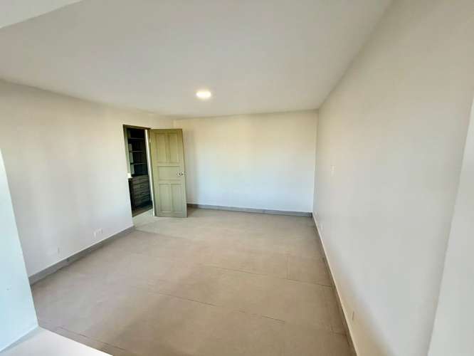 Escazu Se Alquilan apartamentos tio Studio - Imagen 3