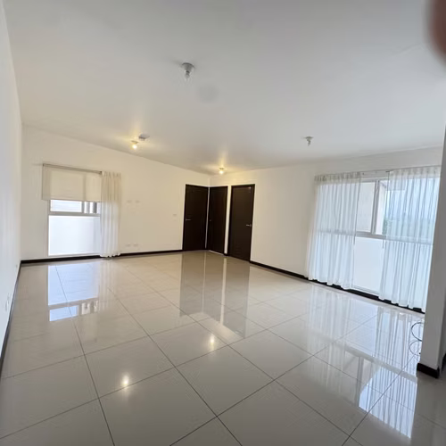 Alquilo apartamento casi nuevo. Condominio Cipreses Granadilla - Imagen 4